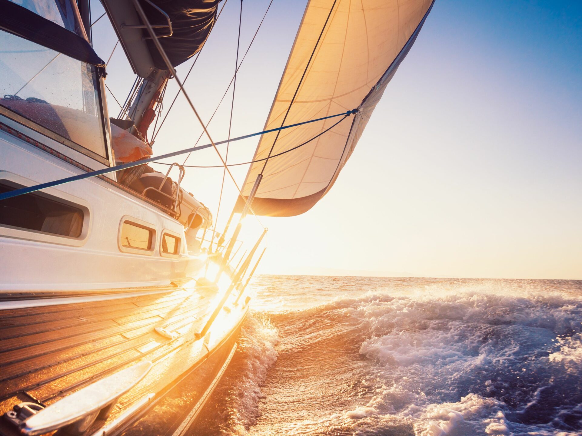 Die besten Teamevents: Segeltörn zum Team Building
